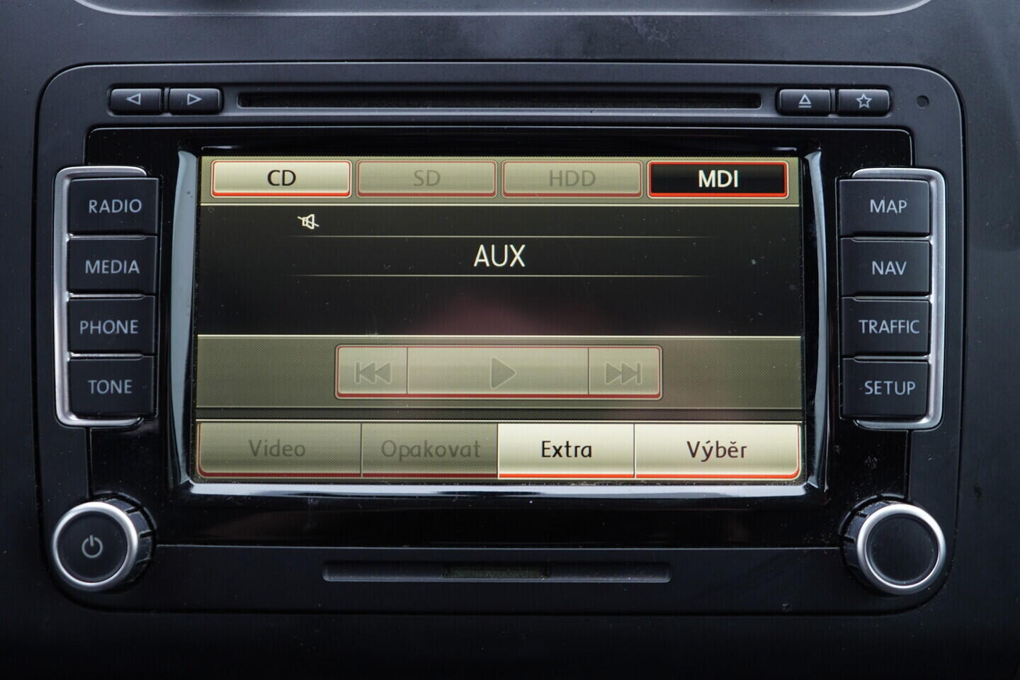 OV190V11649_29.webp_TOURAN  2.0 TDI 103 kW manuál