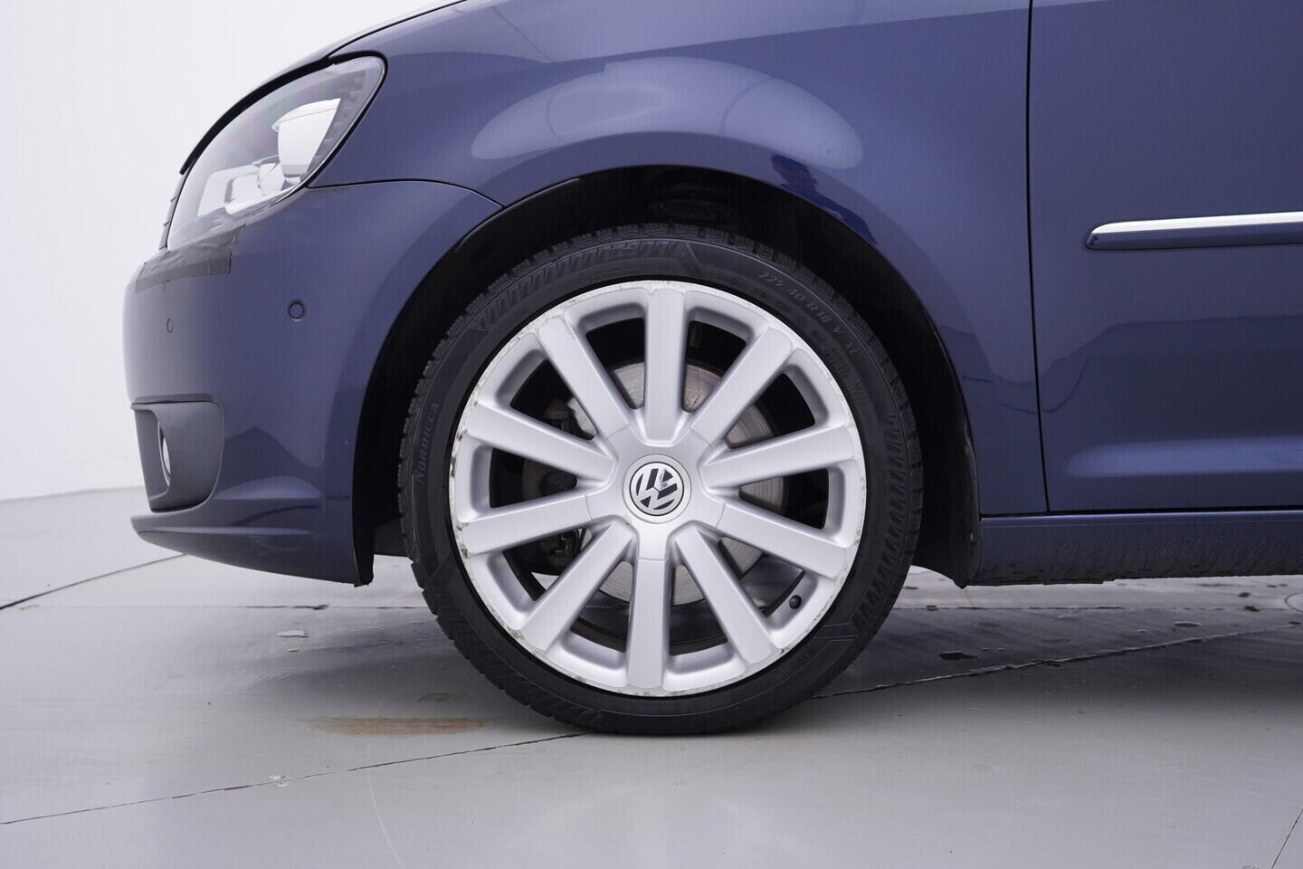 OV190V11649_38.webp_TOURAN  2.0 TDI 103 kW manuál