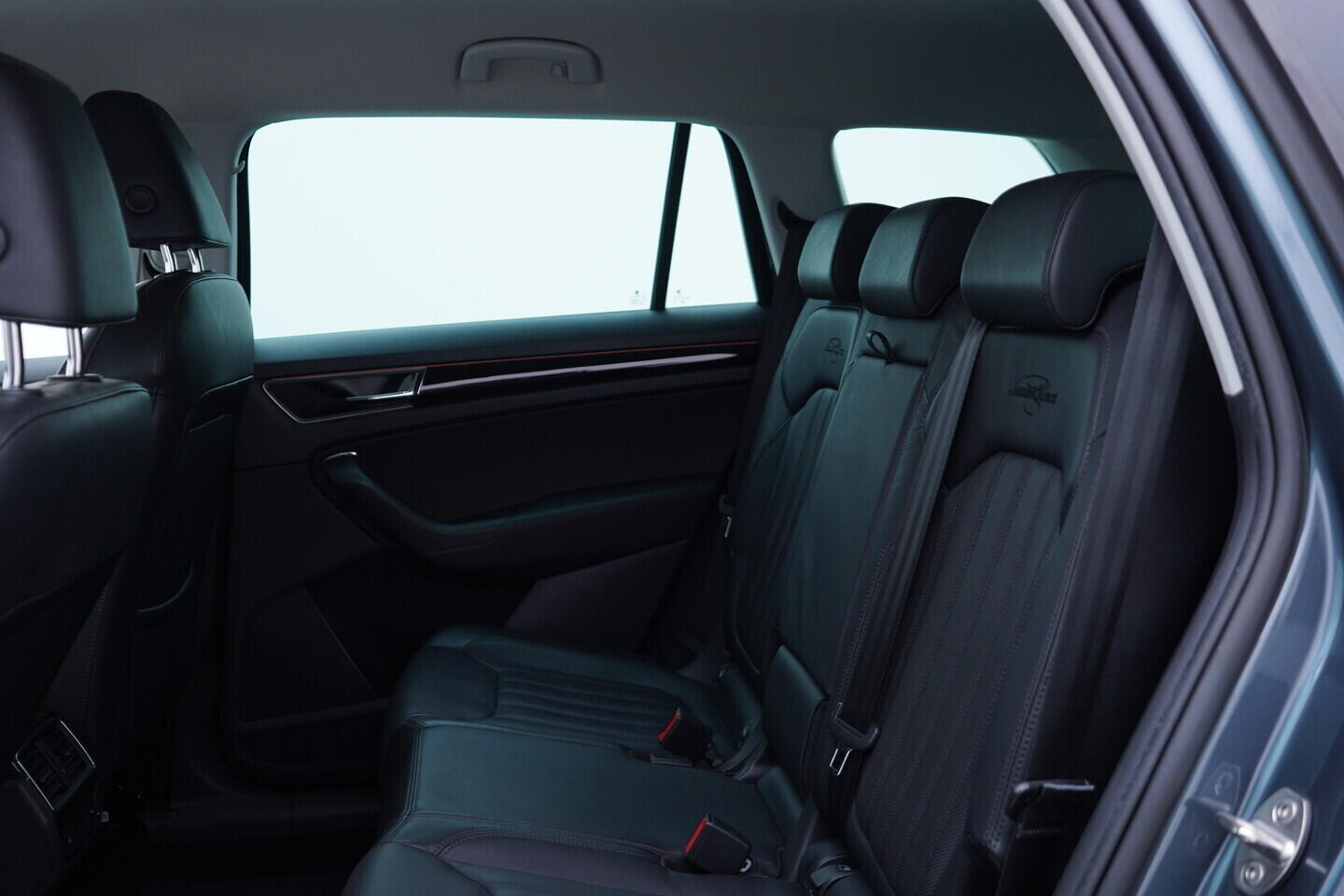 OV190V11651_25.webp_KODIAQ L&K 2.0 TDI 140 kW automat, DPH
