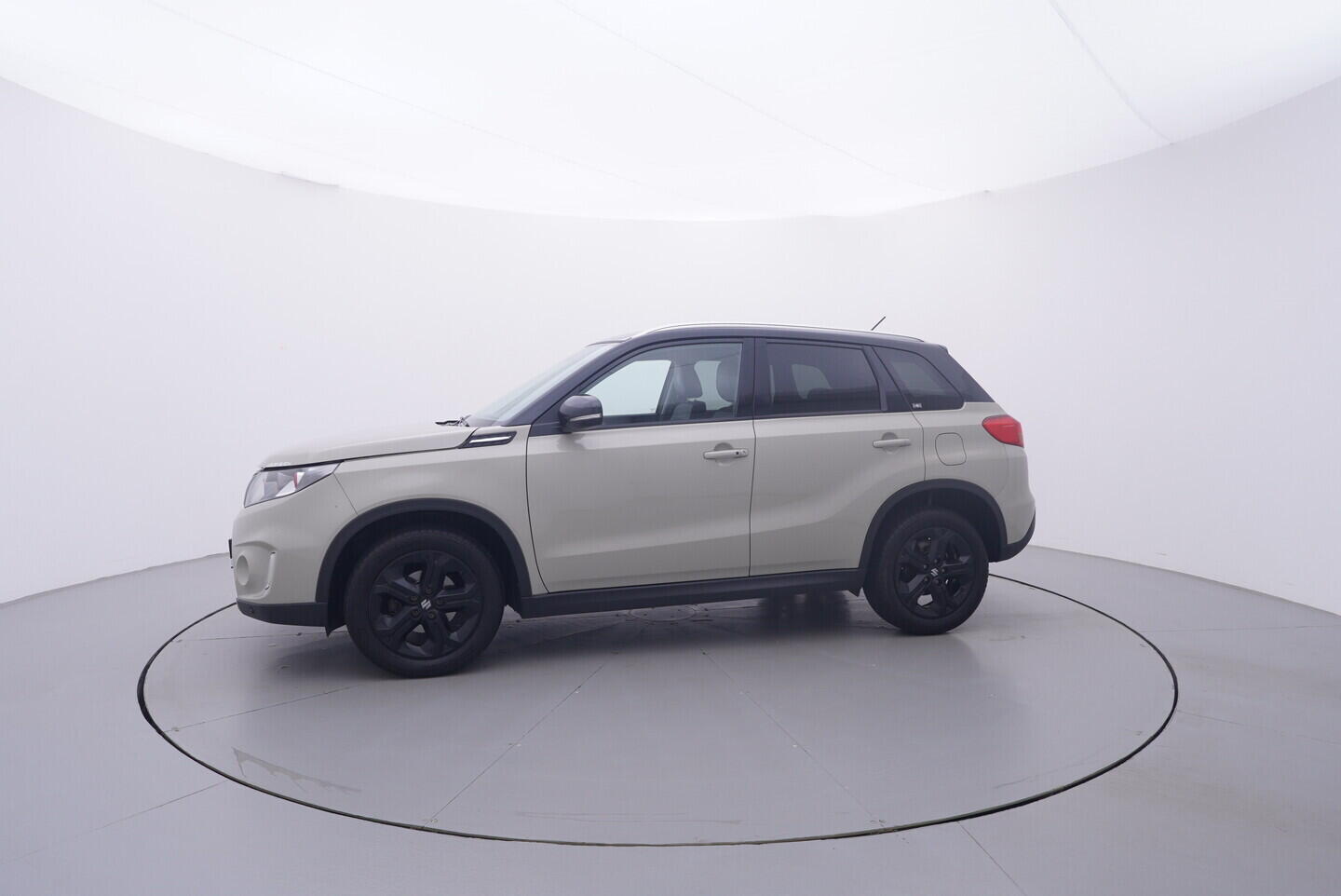 OV190V11670_11.webp_VITARA All grip 1.4 VVt 103 kW automat, DPH