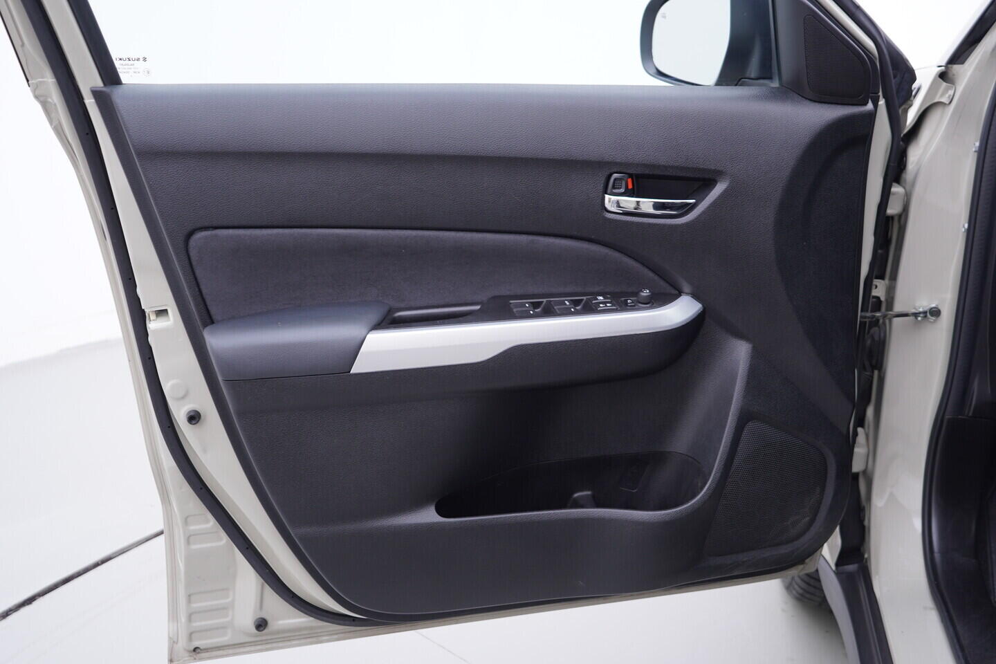 OV190V11670_19.webp_VITARA All grip 1.4 VVt 103 kW automat, DPH