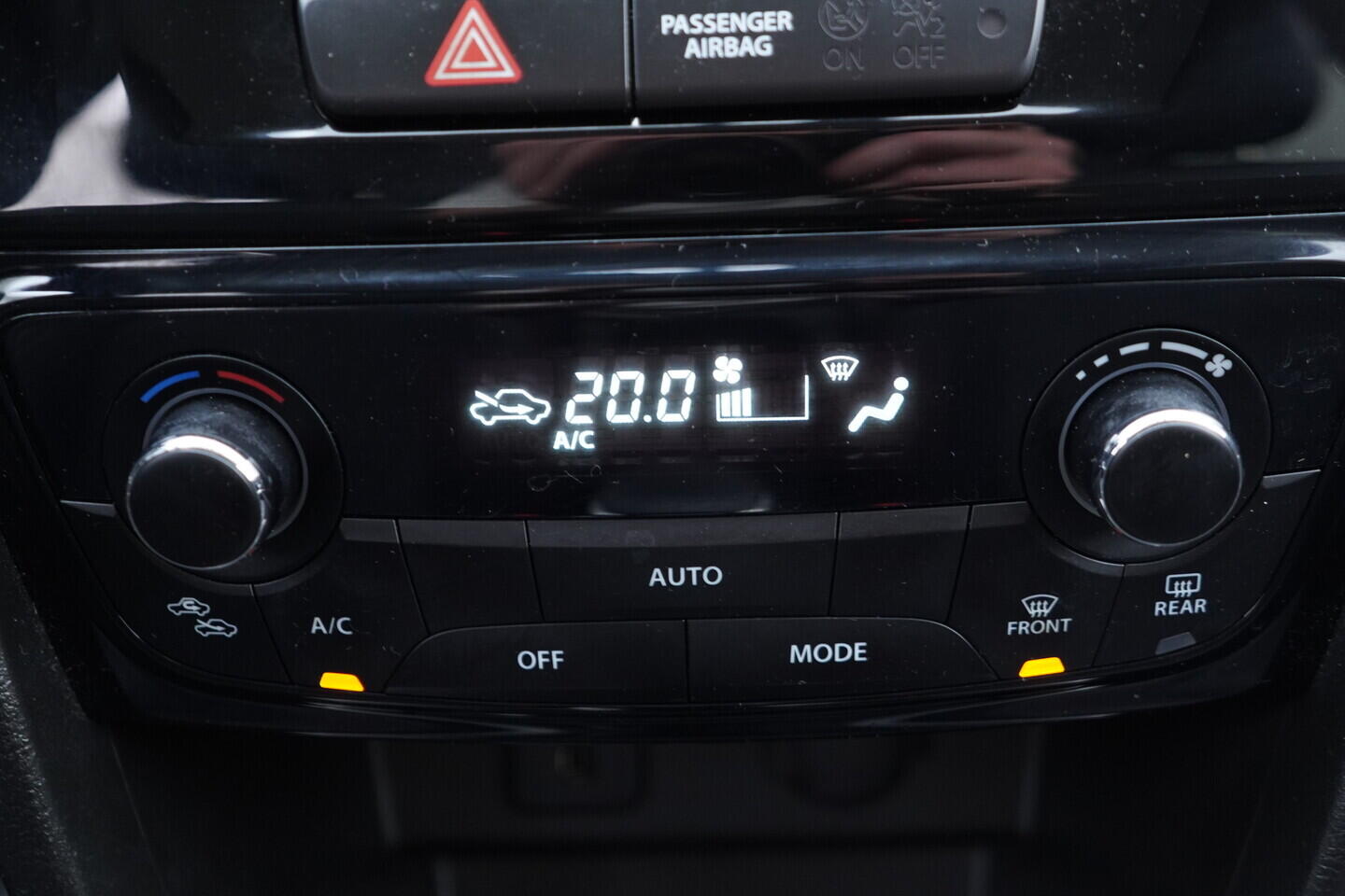 OV190V11670_30.webp_VITARA All grip 1.4 VVt 103 kW automat, DPH
