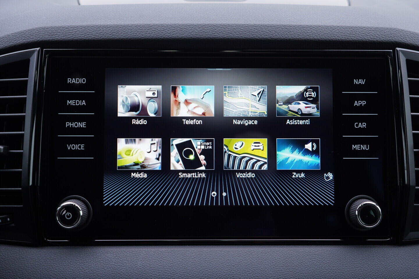 OV190V11677_31.webp_KAROQ SportLine 1.5 TSI 110 kW automat