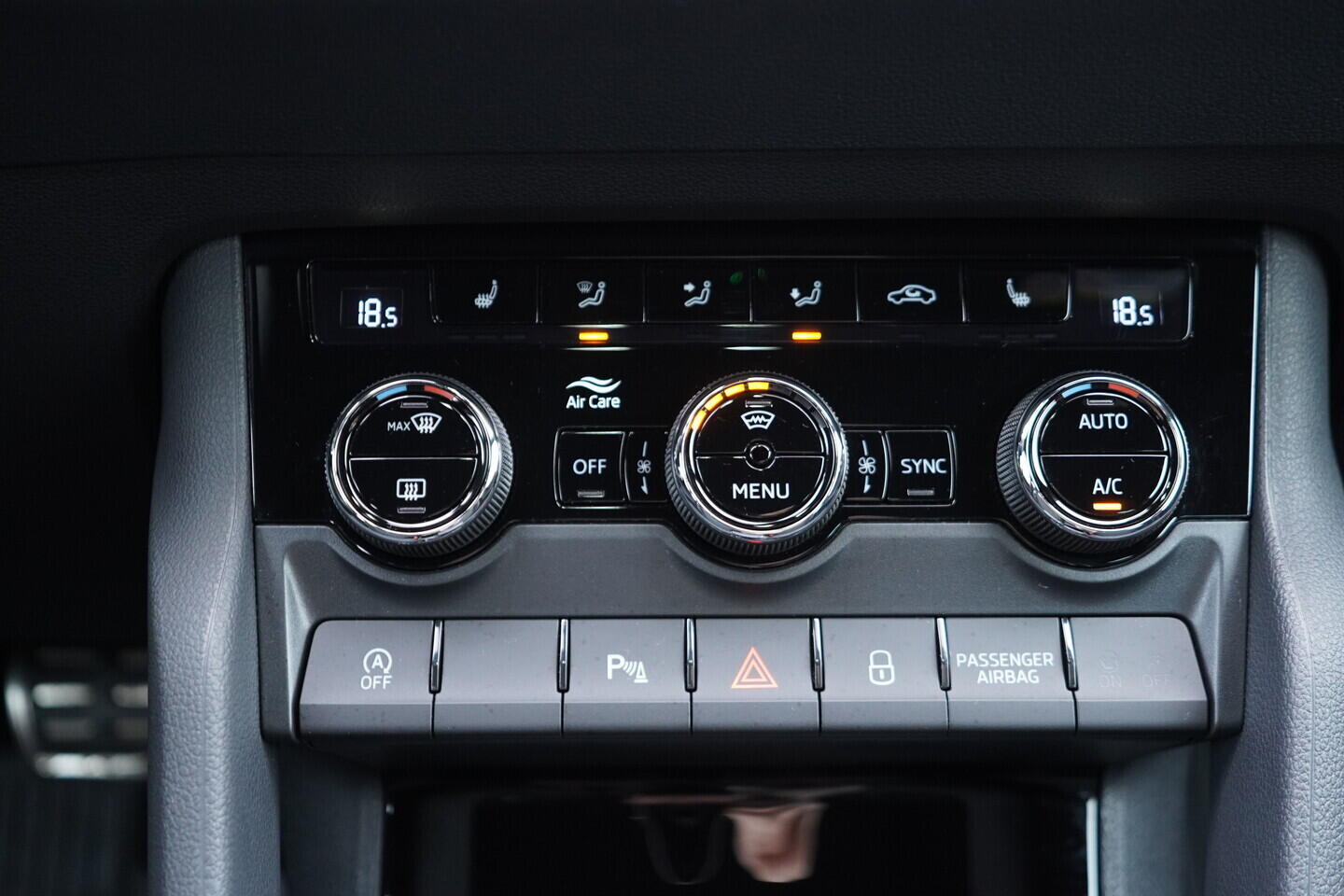 OV190V11677_33.webp_KAROQ SportLine 1.5 TSI 110 kW automat
