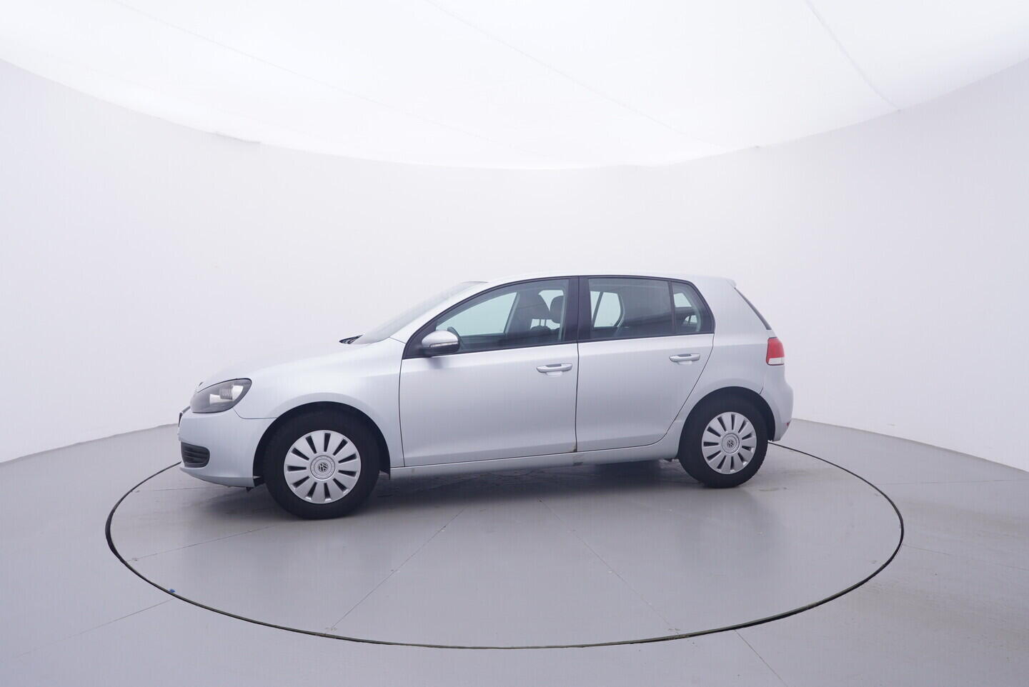 OV190V11679_11.webp_GOLF Trendline 1.4 16V 59 kW manuál