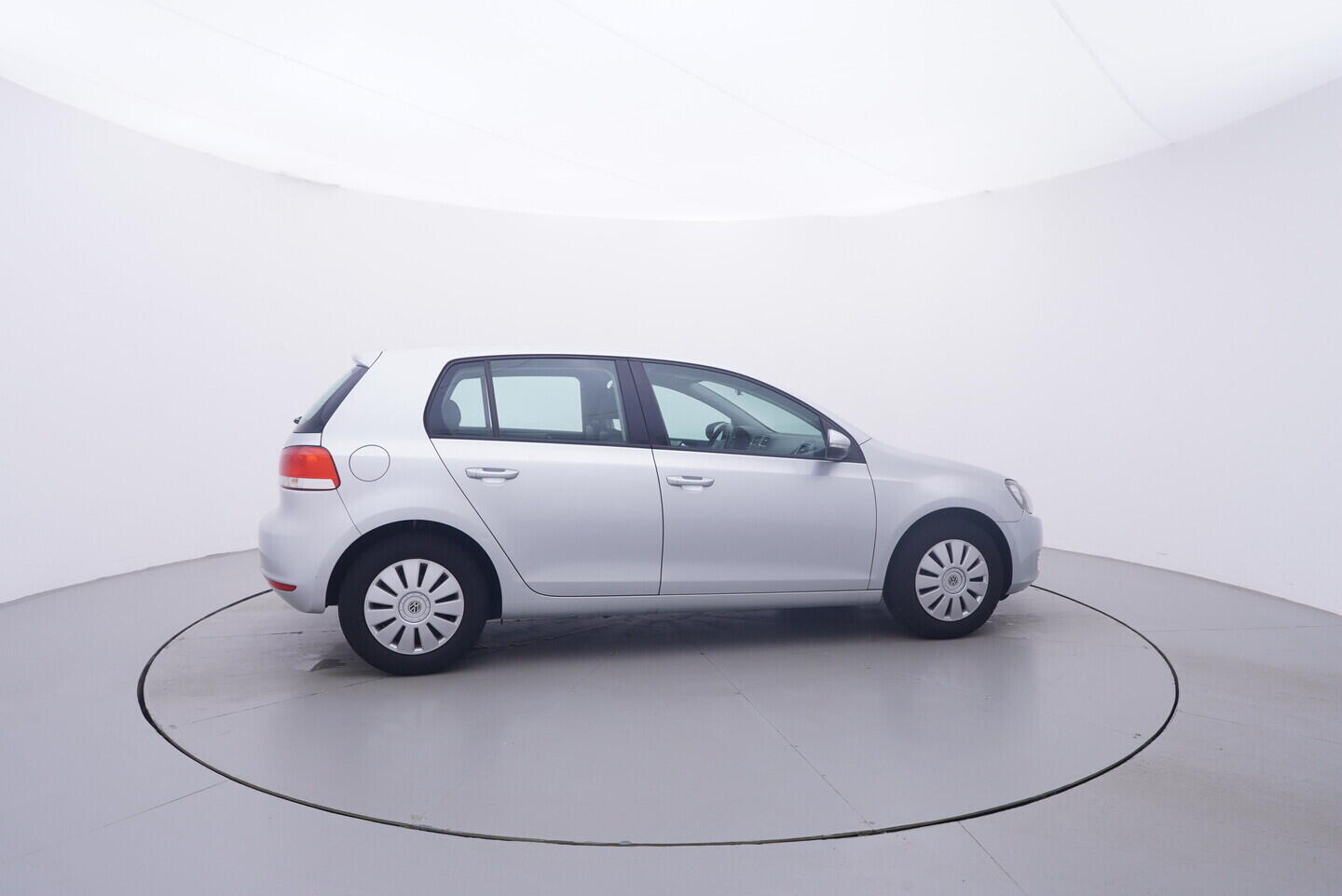 OV190V11679_15.webp_GOLF Trendline 1.4 16V 59 kW manuál