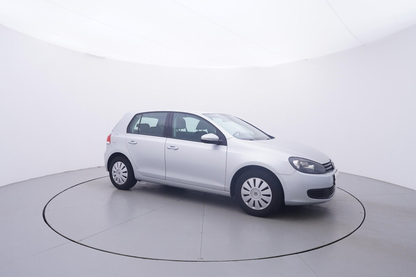 OV190V11679_16.webp_GOLF Trendline 1.4 16V 59 kW manuál