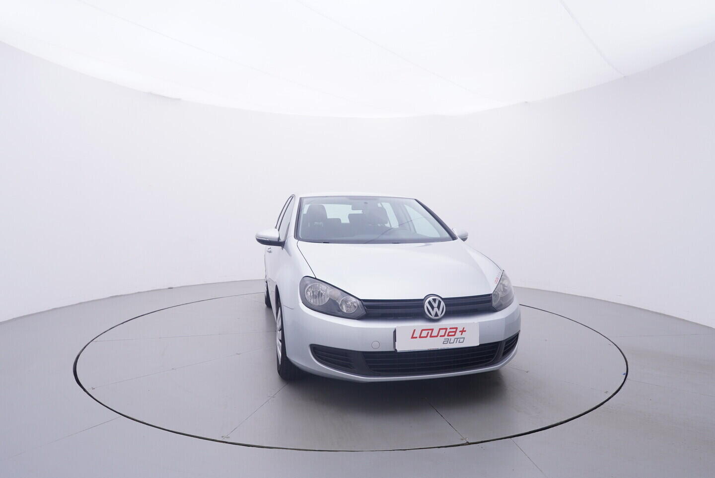 OV190V11679_17.webp_GOLF Trendline 1.4 16V 59 kW manuál