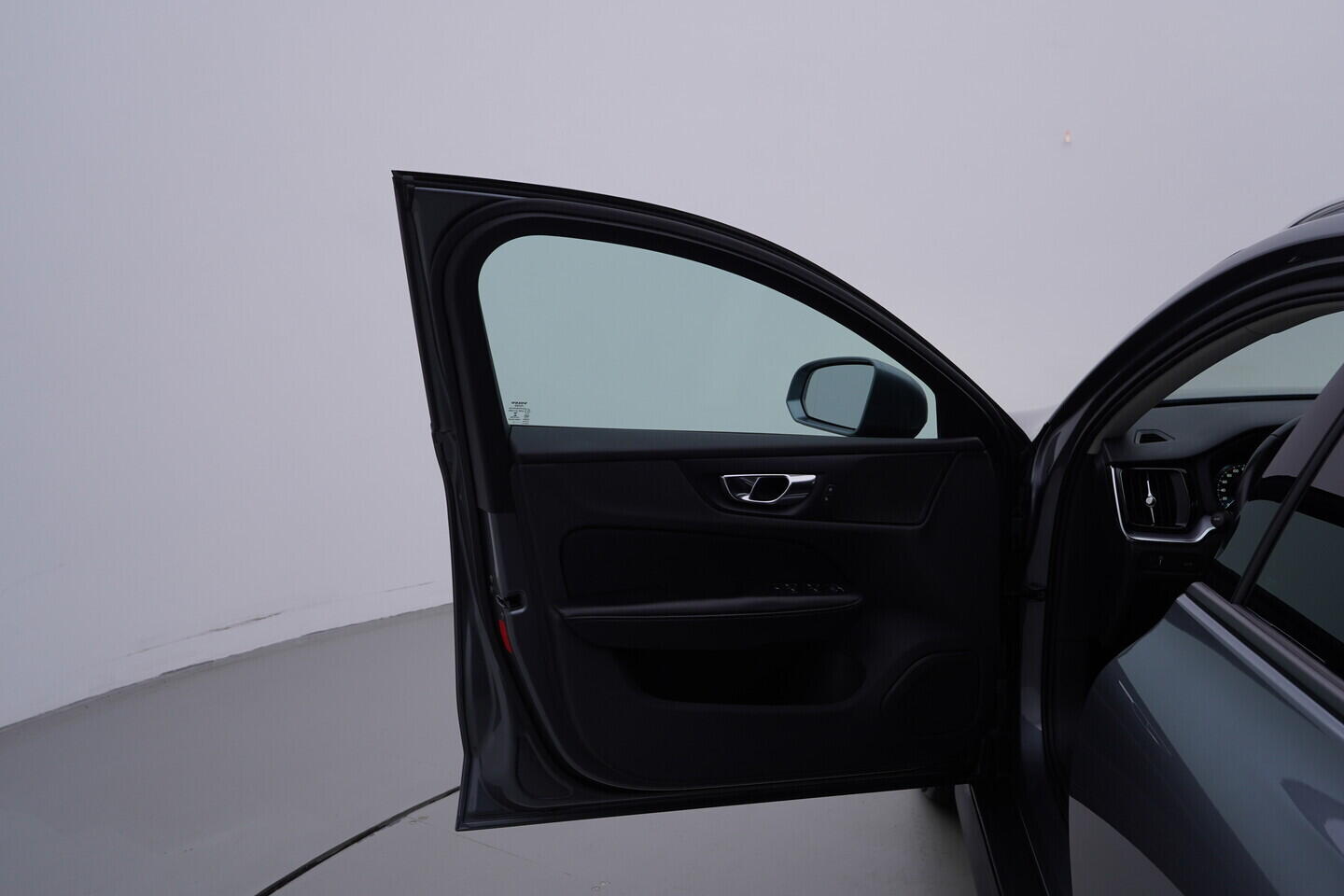 OV190V11681_18.webp_V60 crossover 2.0 D4 140 kW automat