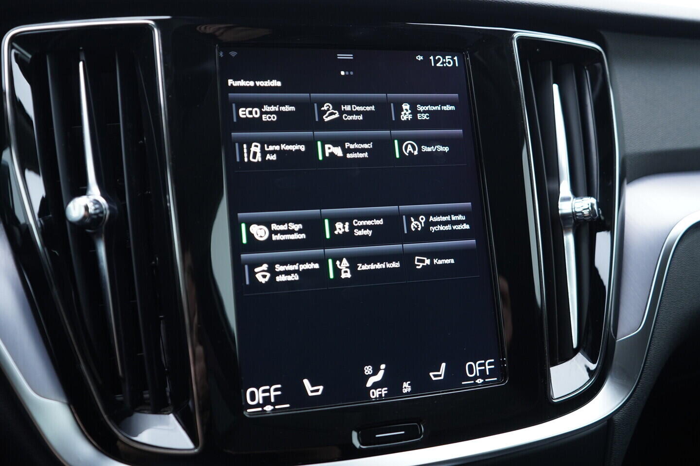 OV190V11681_33.webp_V60 crossover 2.0 D4 140 kW automat
