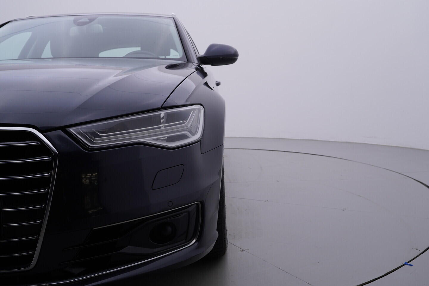 OV190V11686_42.webp_A6 AVANT  3.0 TDI 160 kW automat