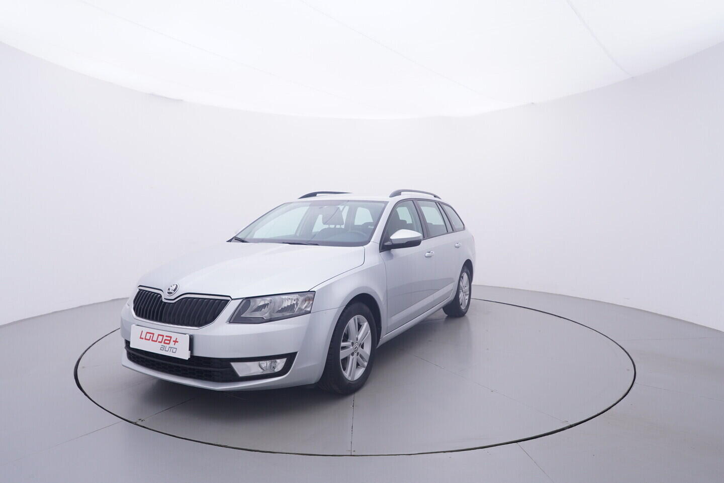 OV190V11696_10.webp_OCTAVIA Ambition 1.6 TDI 77 kW manuál