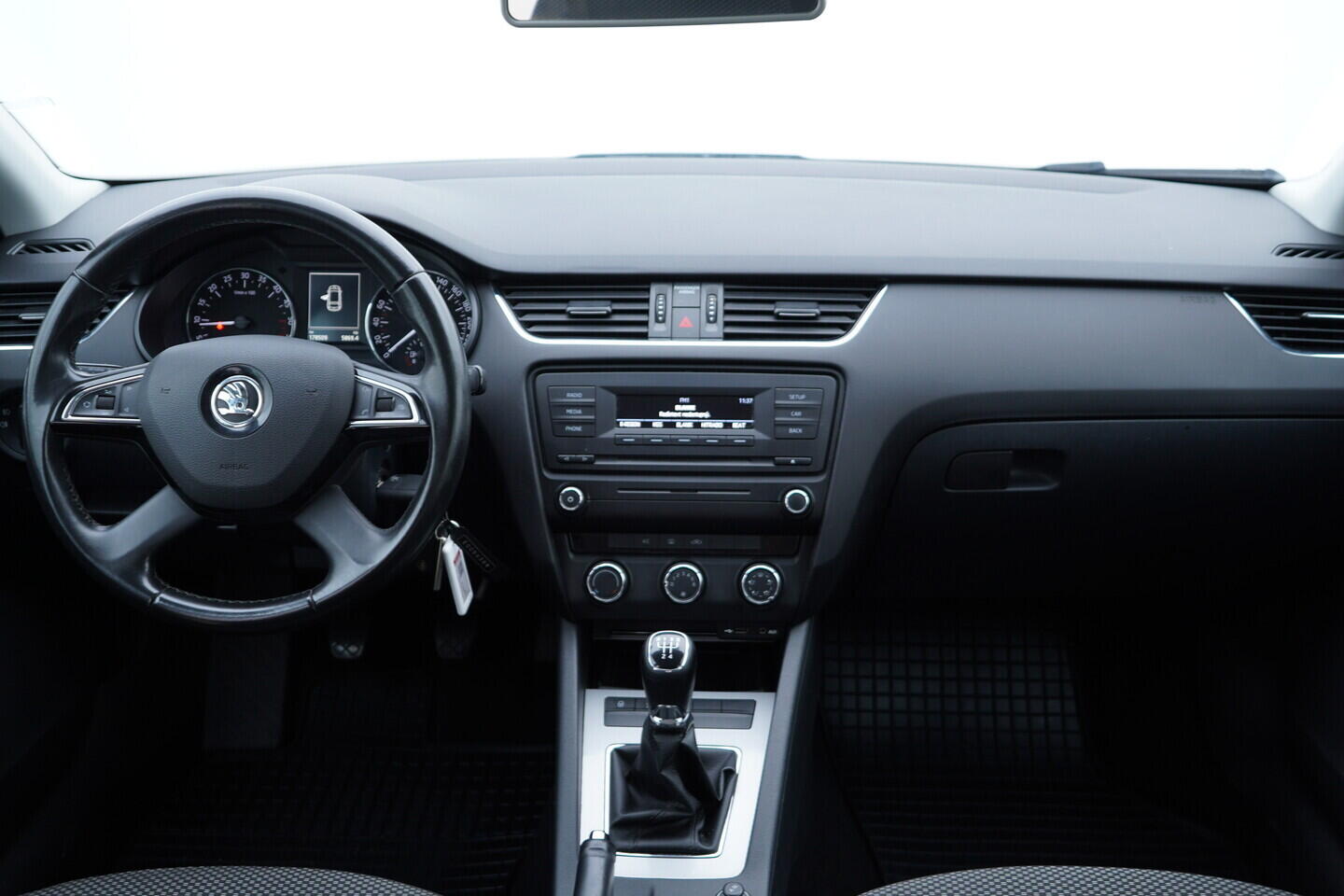 OV190V11696_26.webp_OCTAVIA Ambition 1.6 TDI 77 kW manuál