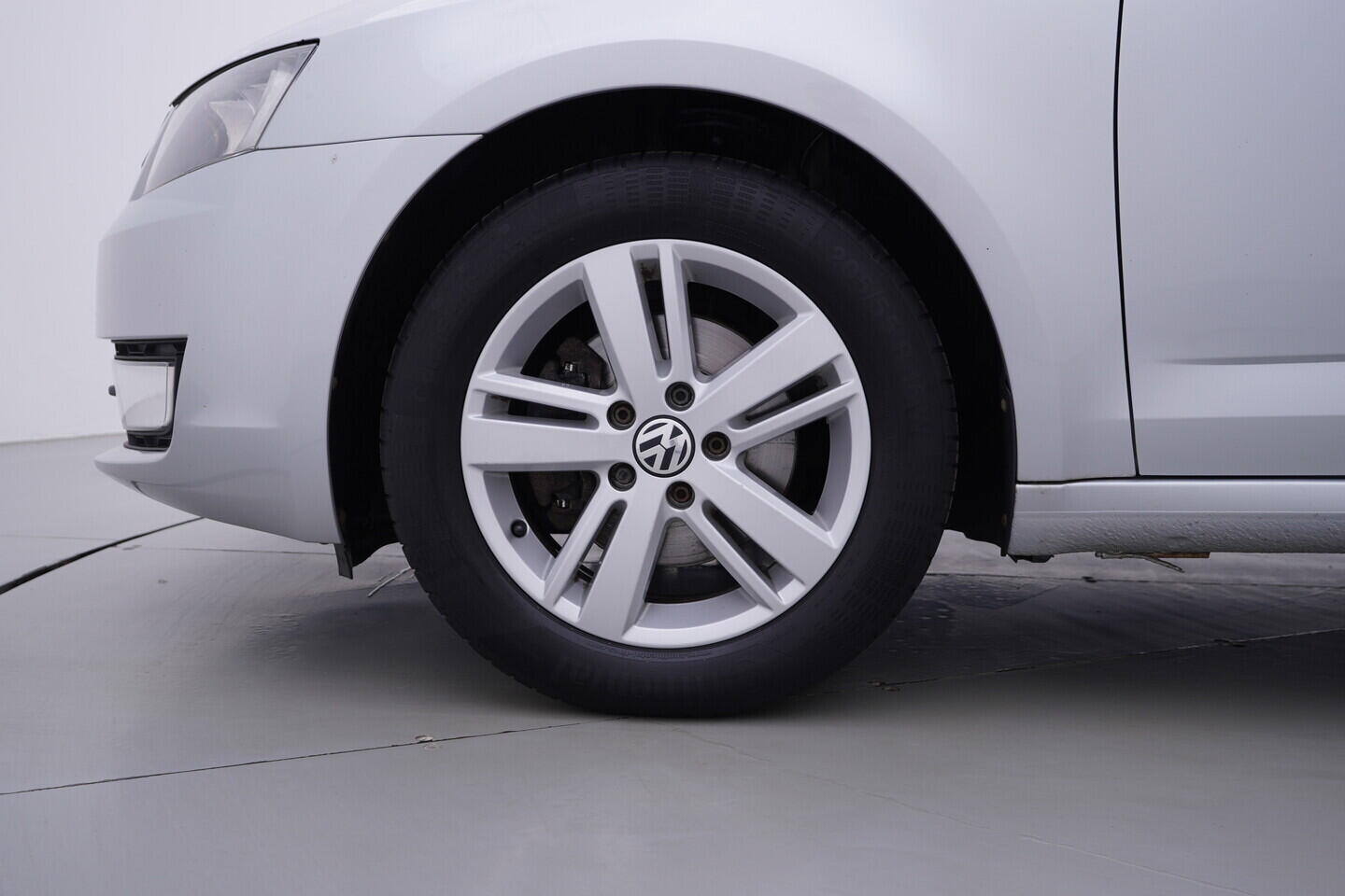 OV190V11696_35.webp_OCTAVIA Ambition 1.6 TDI 77 kW manuál