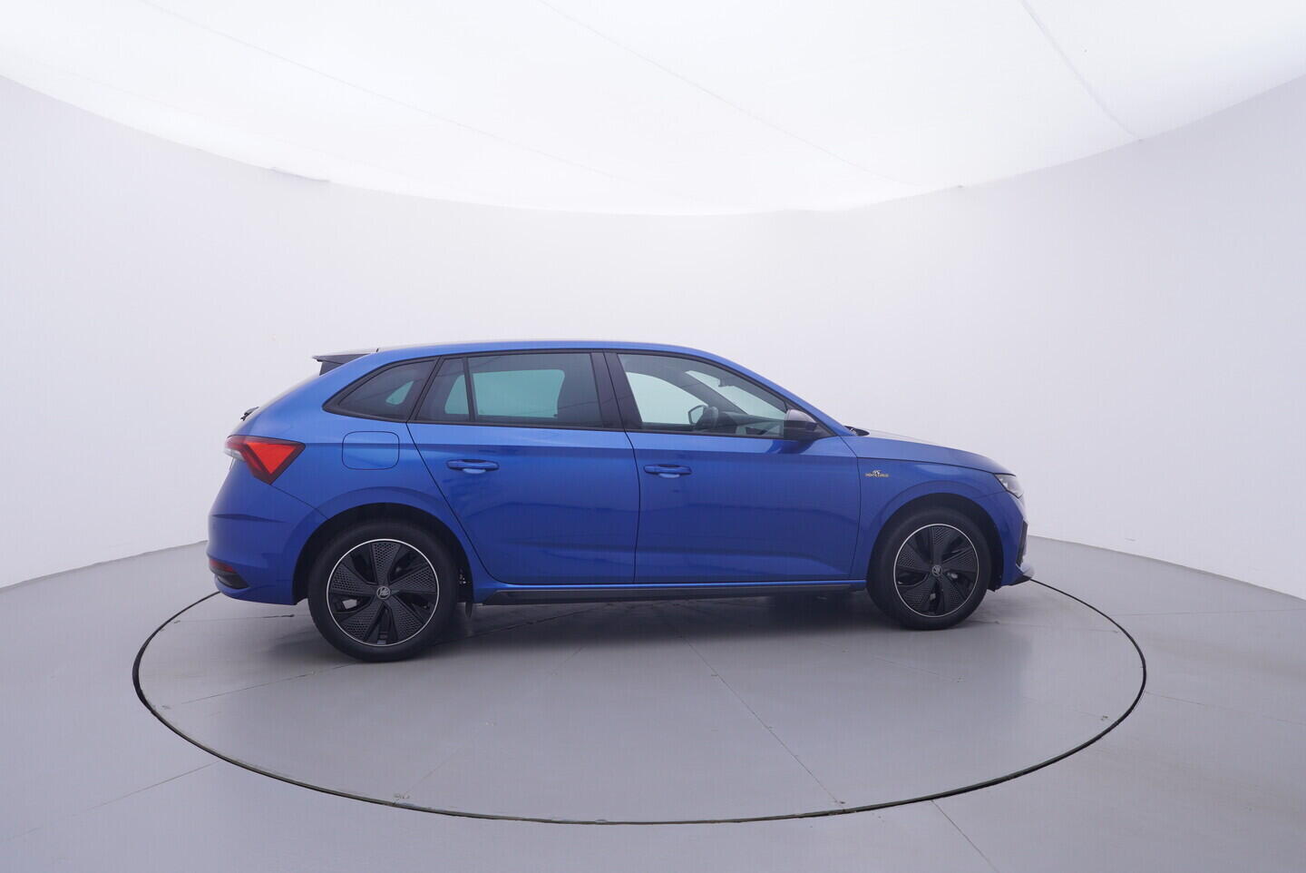 OV190V11709_15.webp_SCALA Monte Carlo 1.0 TSI 85 kW manuál, DPH