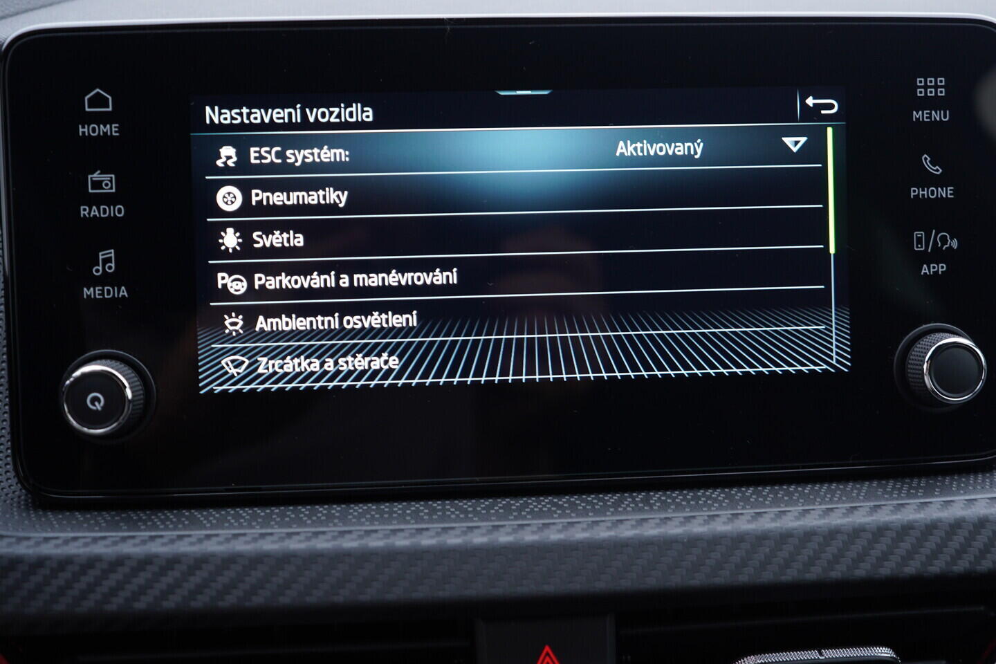 OV190V11709_33.webp_SCALA Monte Carlo 1.0 TSI 85 kW manuál, DPH