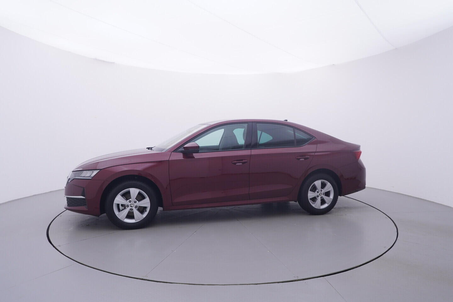 OV190V11710_11.webp_OCTAVIA Selection 1.5 TSI 85 kW manuál, DPH