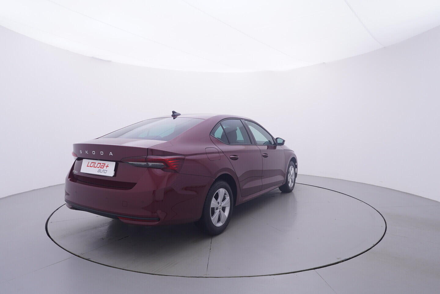 OV190V11710_14.webp_OCTAVIA Selection 1.5 TSI 85 kW manuál, DPH