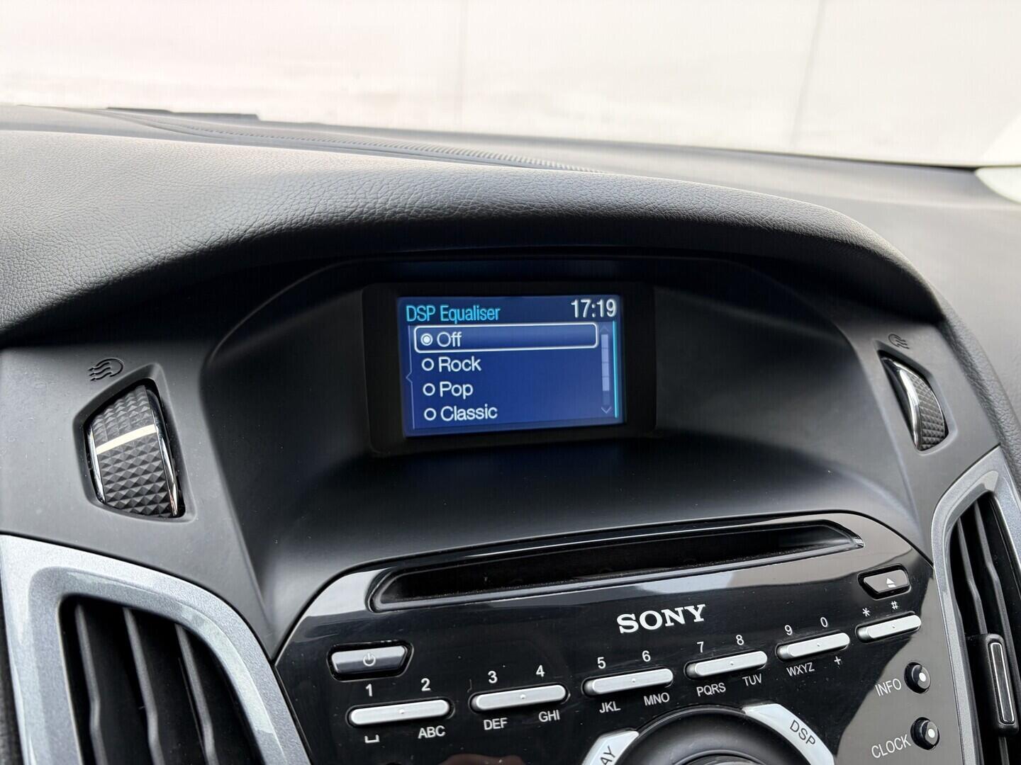 OZ190V00846_33.webp_FOCUS Trend 1.0 EcoBoost  74 kW manuál