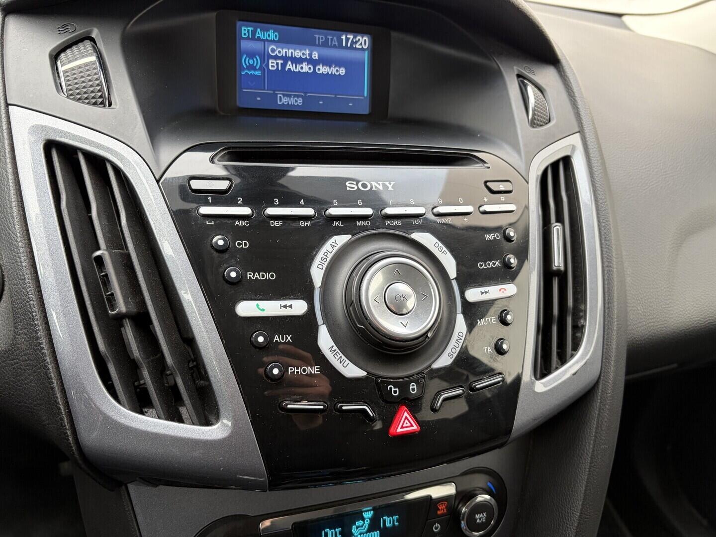 OZ190V00846_34.webp_FOCUS Trend 1.0 EcoBoost  74 kW manuál