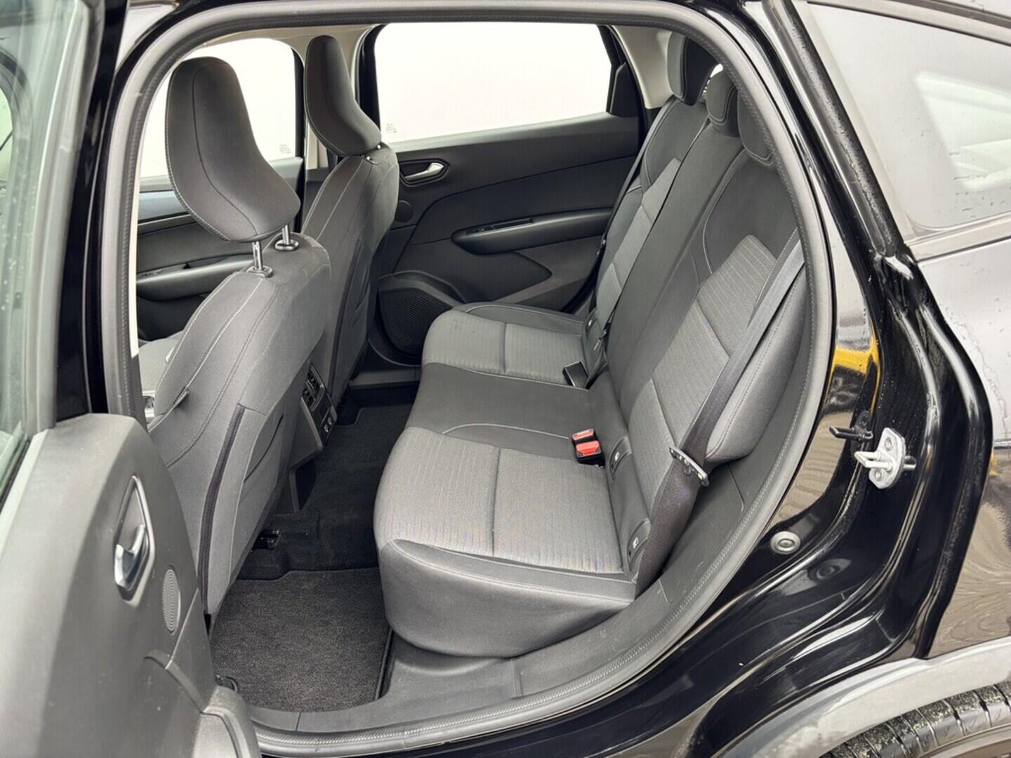 OZ190V00860_37.webp_ARKANA Intens 1.3 TCe 103 kW automat, DPH