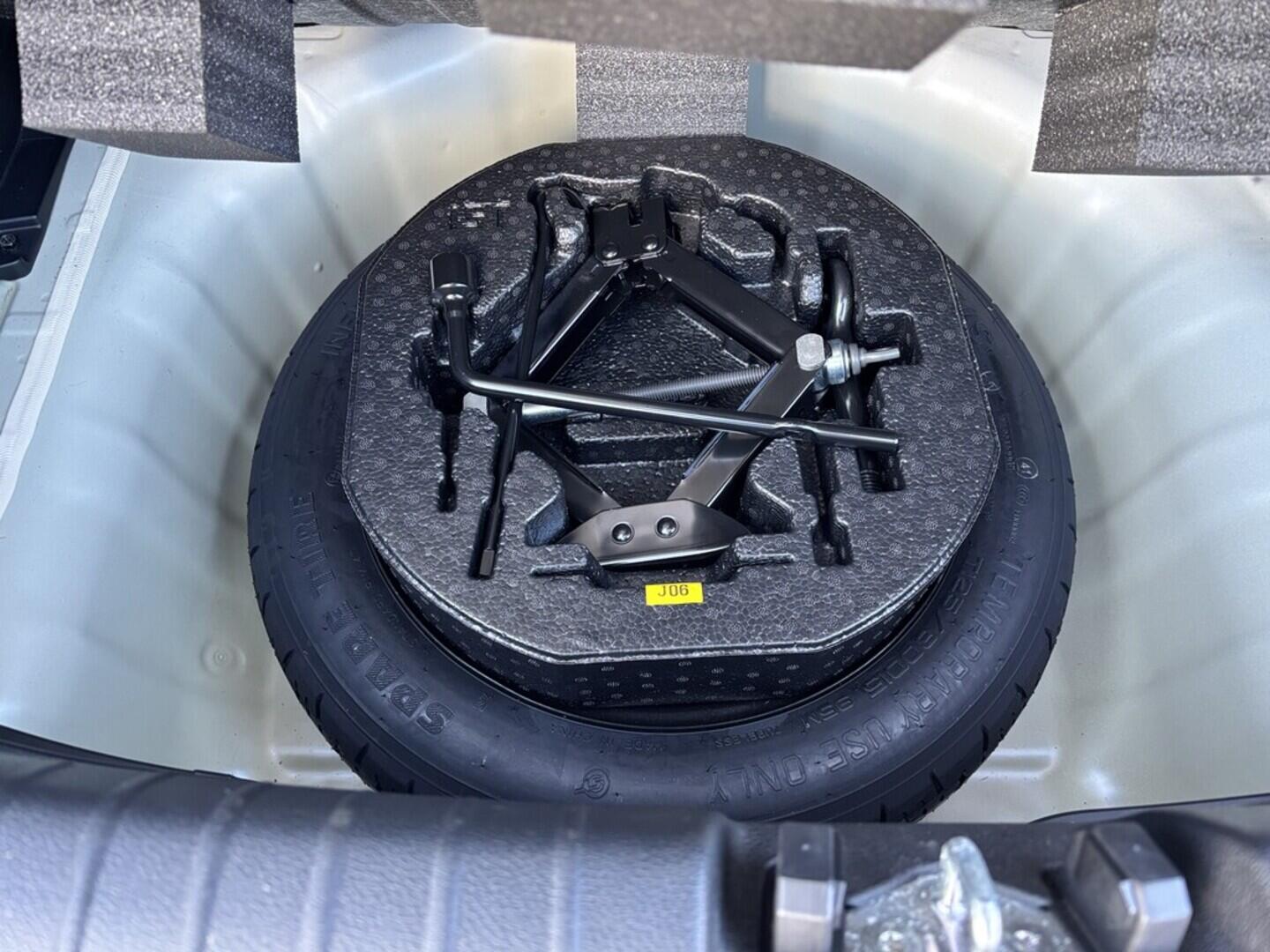 OZ190V00876_33.webp_RIO Exclusive 1.0  74 kW manuál