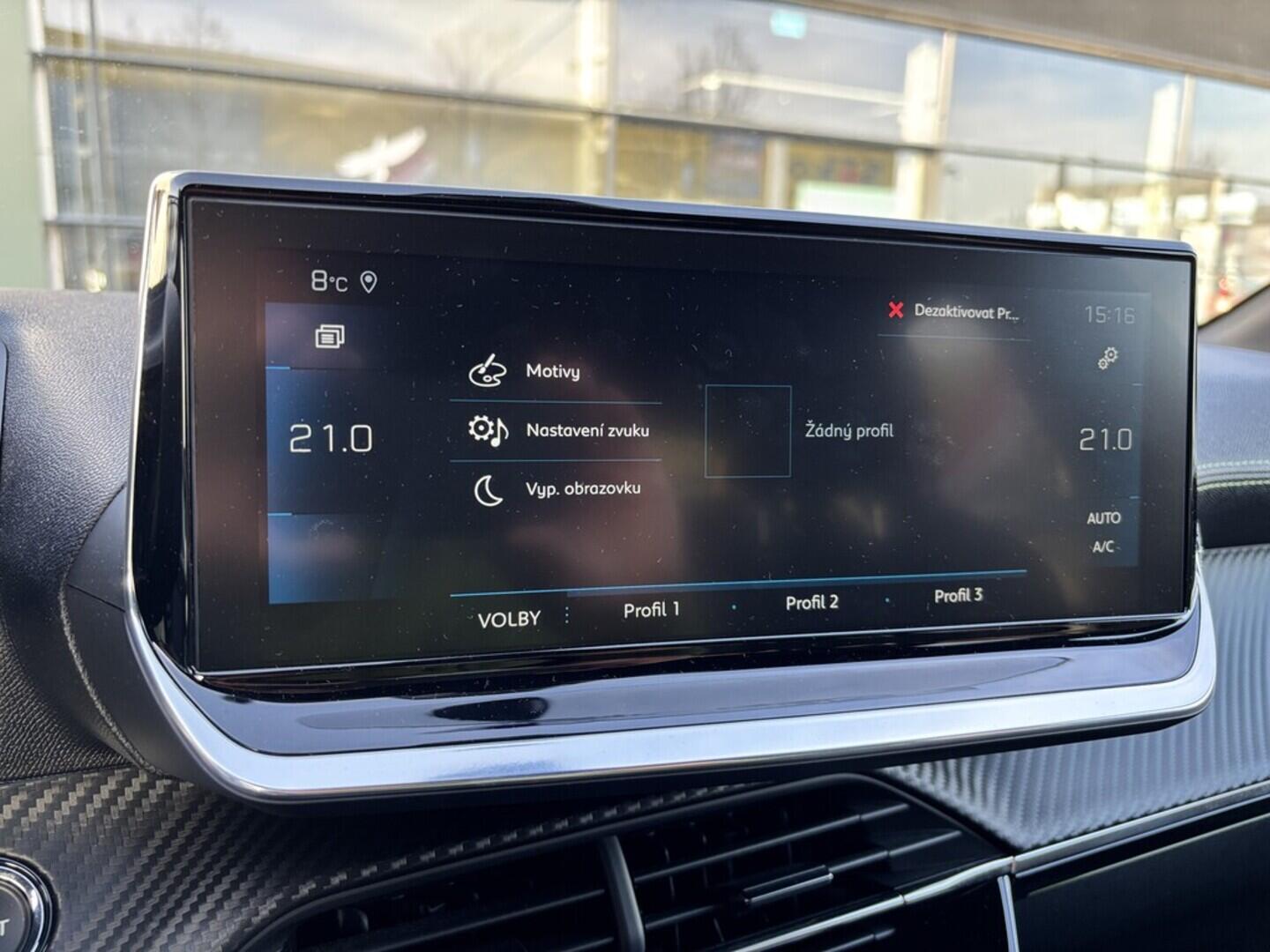 OZ190V01002_34.webp_208 GT line 1.2 16V 74 kW automat