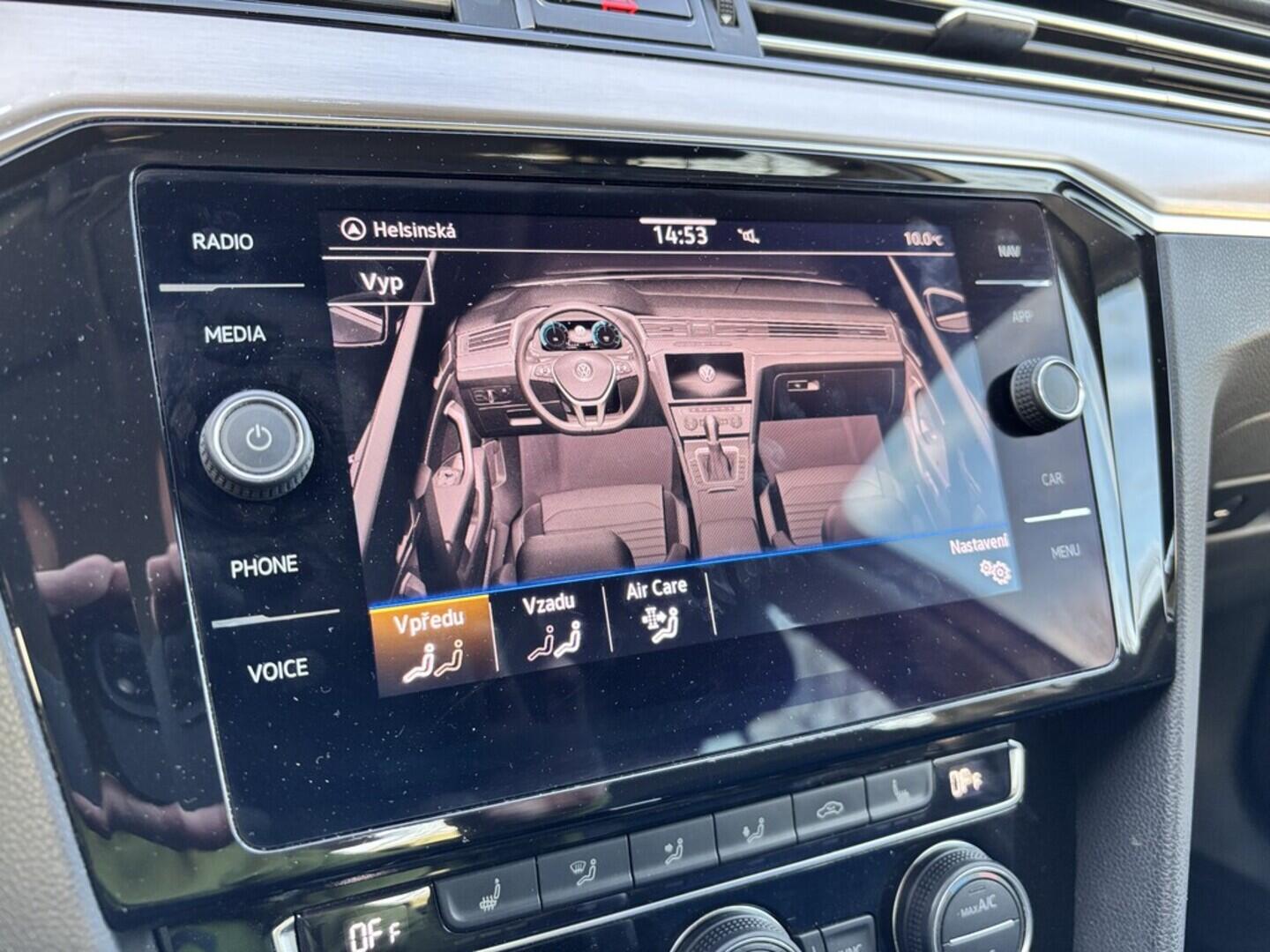 OZ190V01110_36.webp_PASSAT Elegance 1.5 TSI 110 kW automat