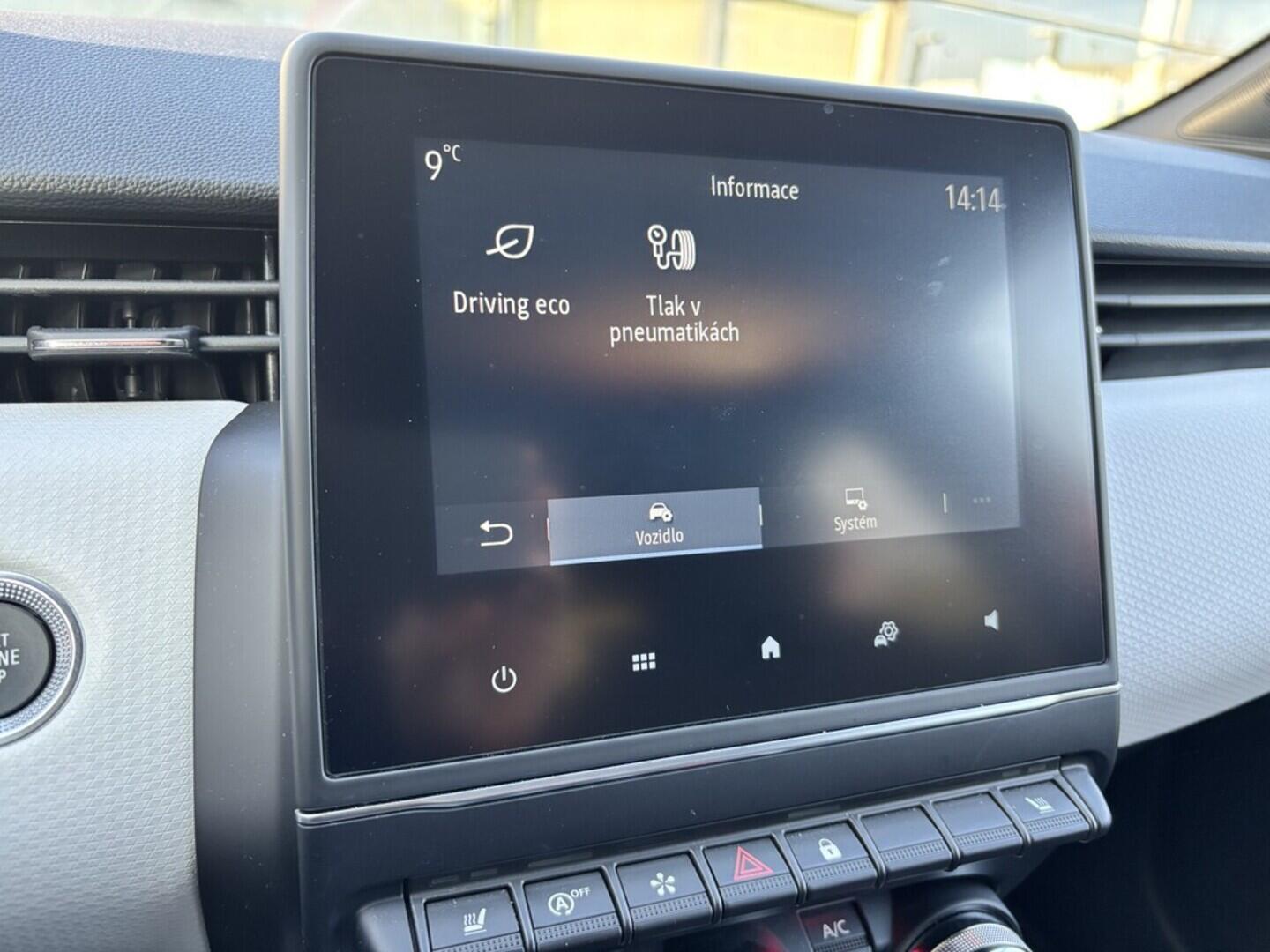 OZ190V01213_33.webp_CLIO Techno  1.0 TCe 67 kW manuál, DPH