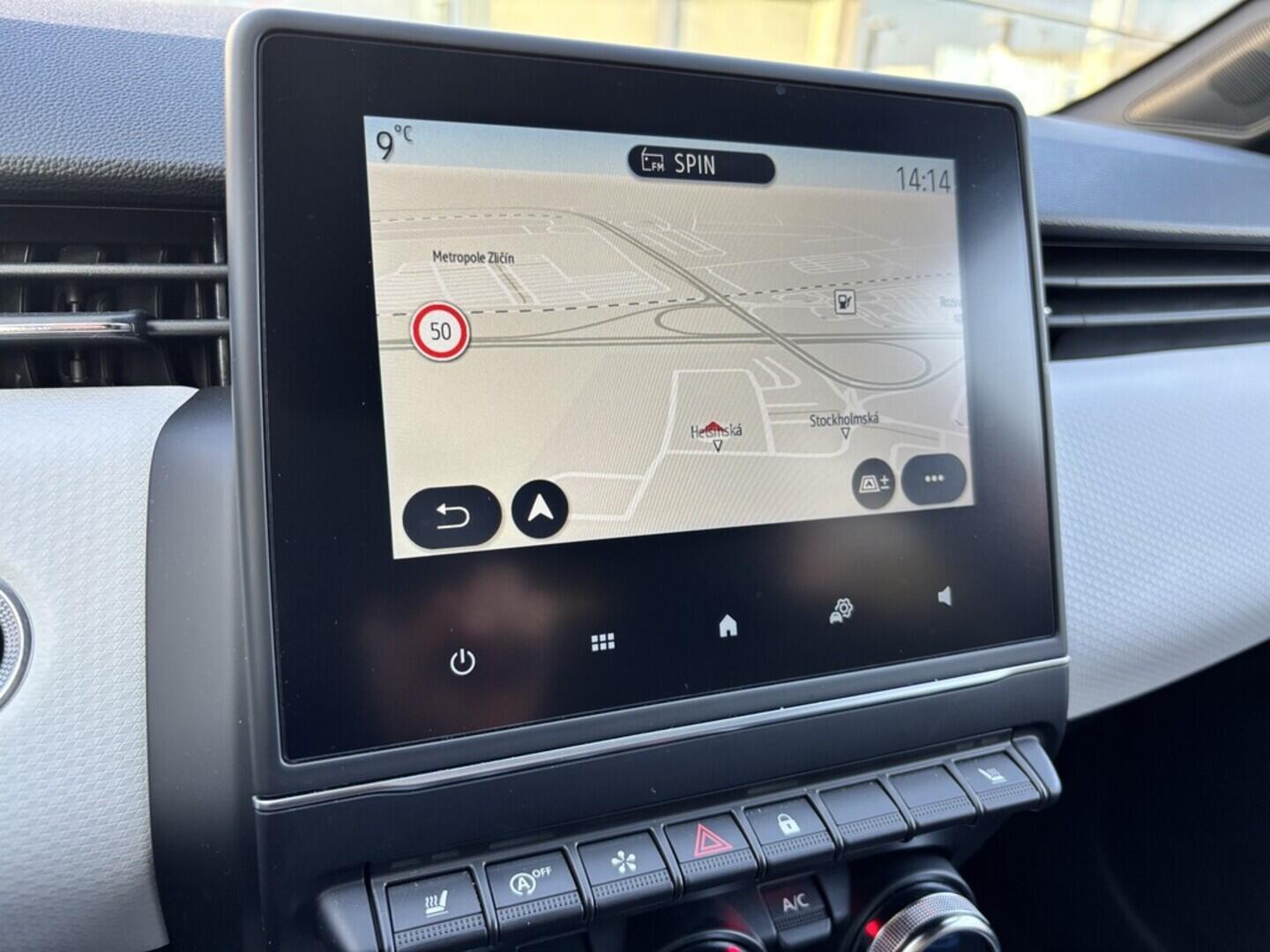 OZ190V01213_34.webp_CLIO Techno  1.0 TCe 67 kW manuál, DPH