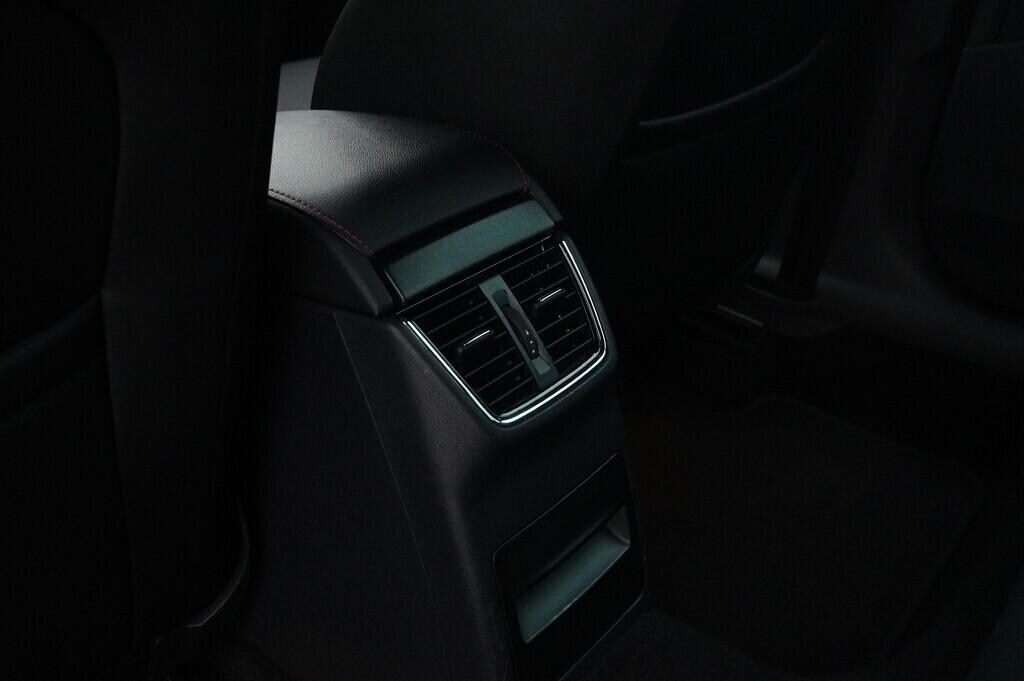 OZ190V01246_35.webp_OCTAVIA RS 2.0 TDI 135 kW automat