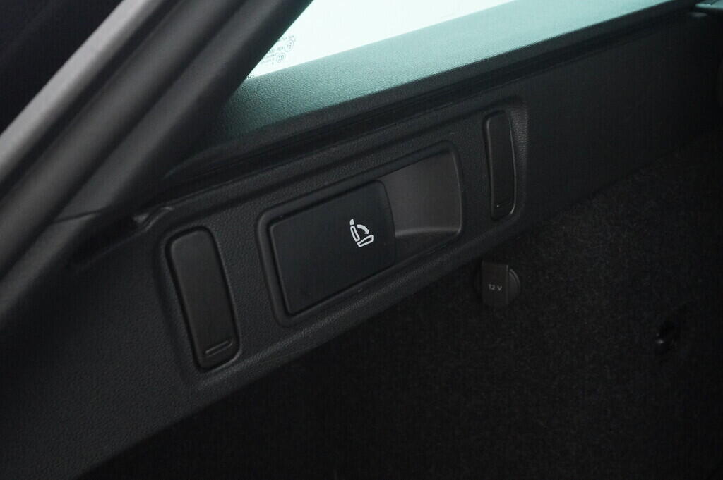 OZ190V01246_38.webp_OCTAVIA RS 2.0 TDI 135 kW automat