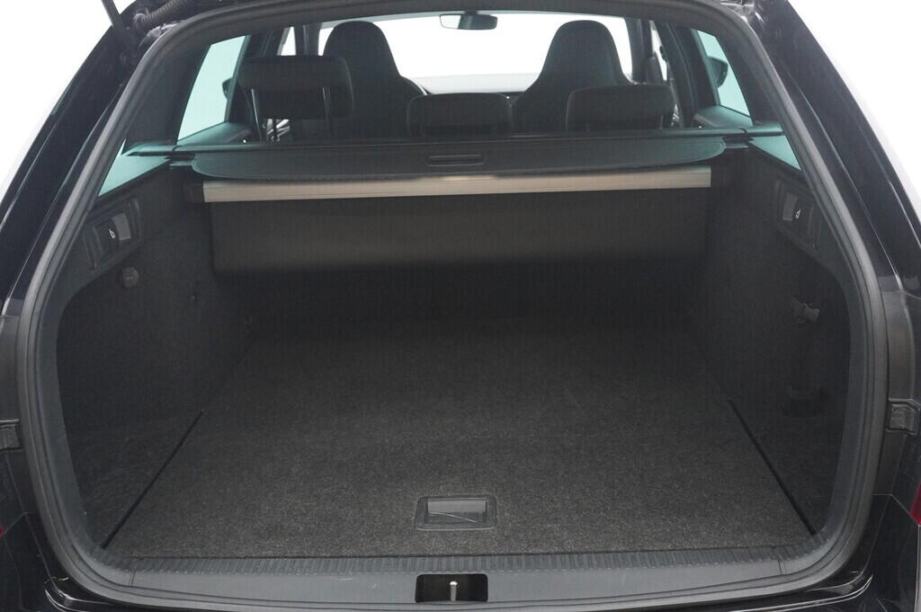 OZ190V01246_39.webp_OCTAVIA RS 2.0 TDI 135 kW automat