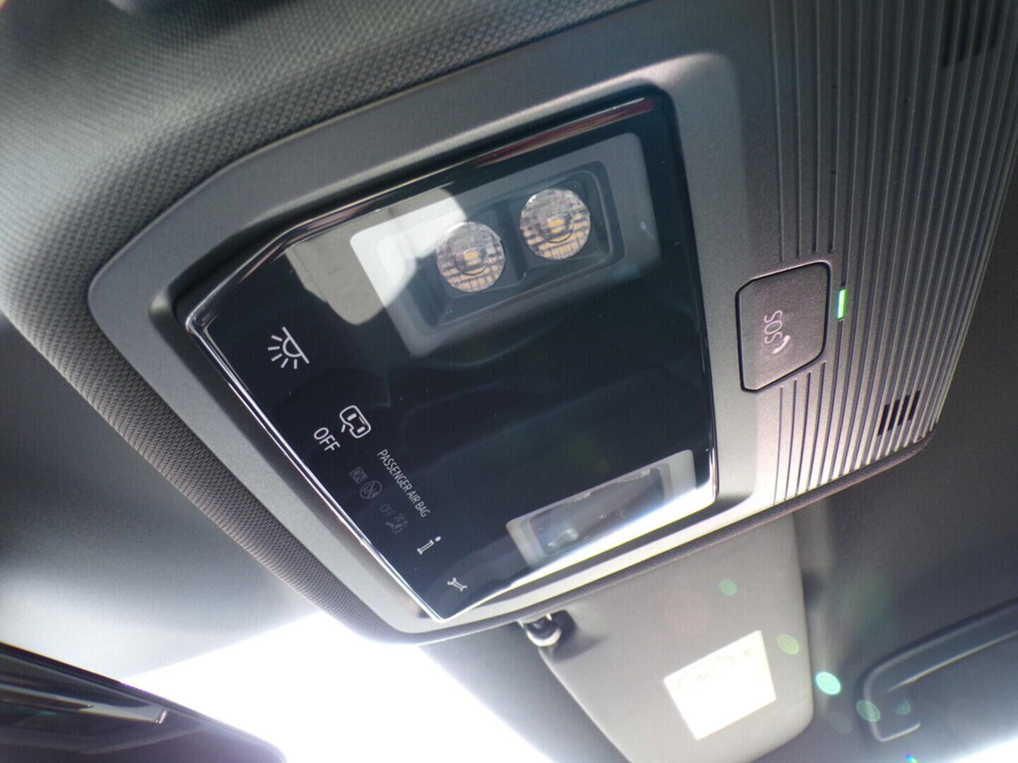 OZ190V01269_43.webp_LEON ST 2.0 TSI 180 kW automat