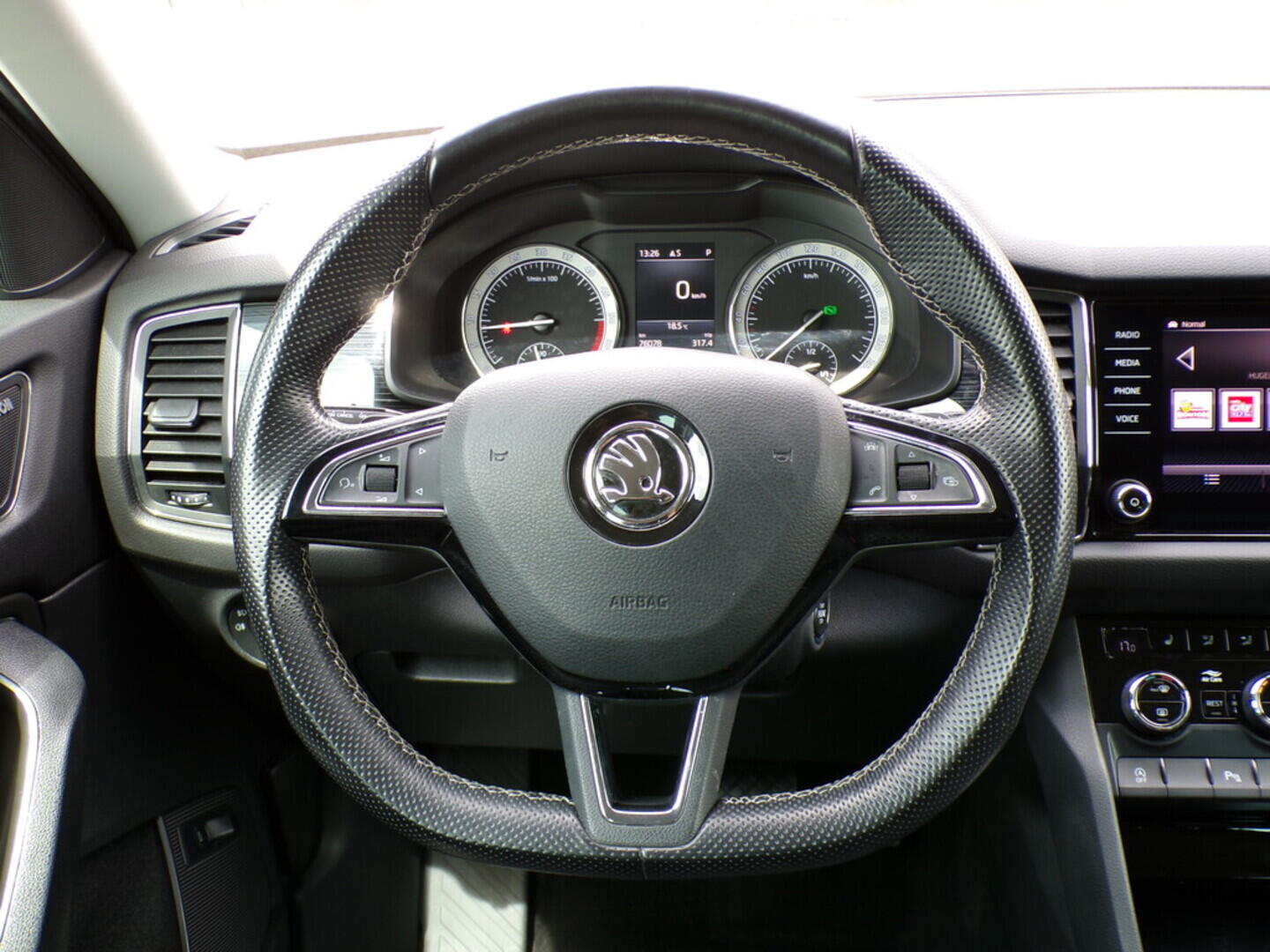 OZ190V01282_25.webp_KODIAQ Style 2.0 TDI 140 kW automat