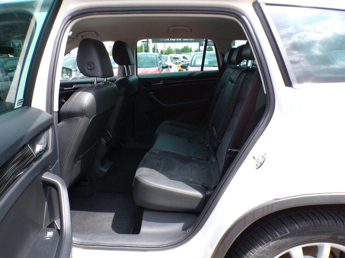 OZ190V01282_43.webp_KODIAQ Style 2.0 TDI 140 kW automat