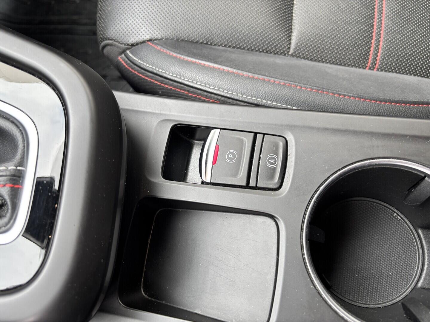 OZ190V01288_40.webp_ARKANA RS line 1.3  103 kW automat