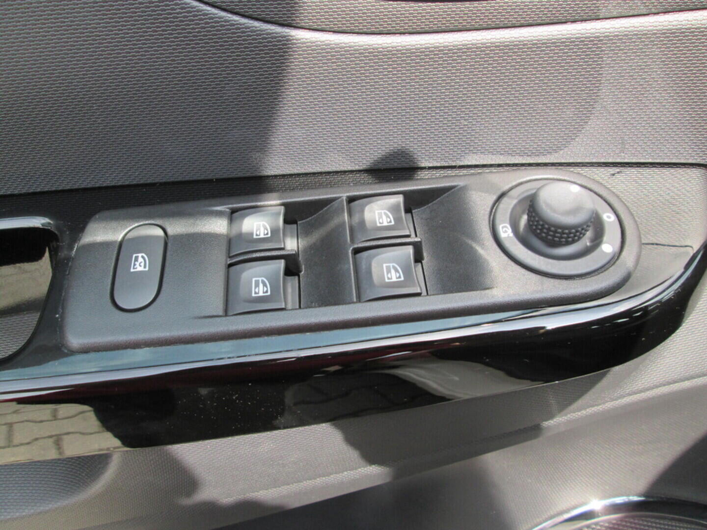 OZ190V01307_19.webp_CAPTUR Intens 1.2 TCe 88 kW automat, DPH