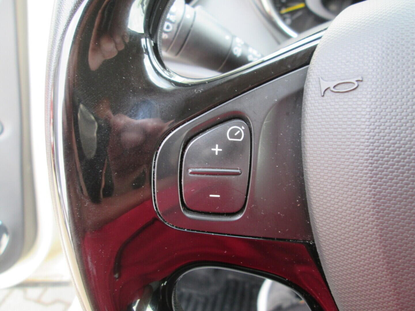 OZ190V01307_23.webp_CAPTUR Intens 1.2 TCe 88 kW automat, DPH