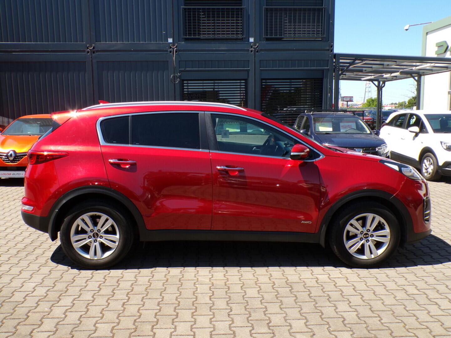 OZ190V01333_13.webp_SPORTAGE  2.0  136 kW automat