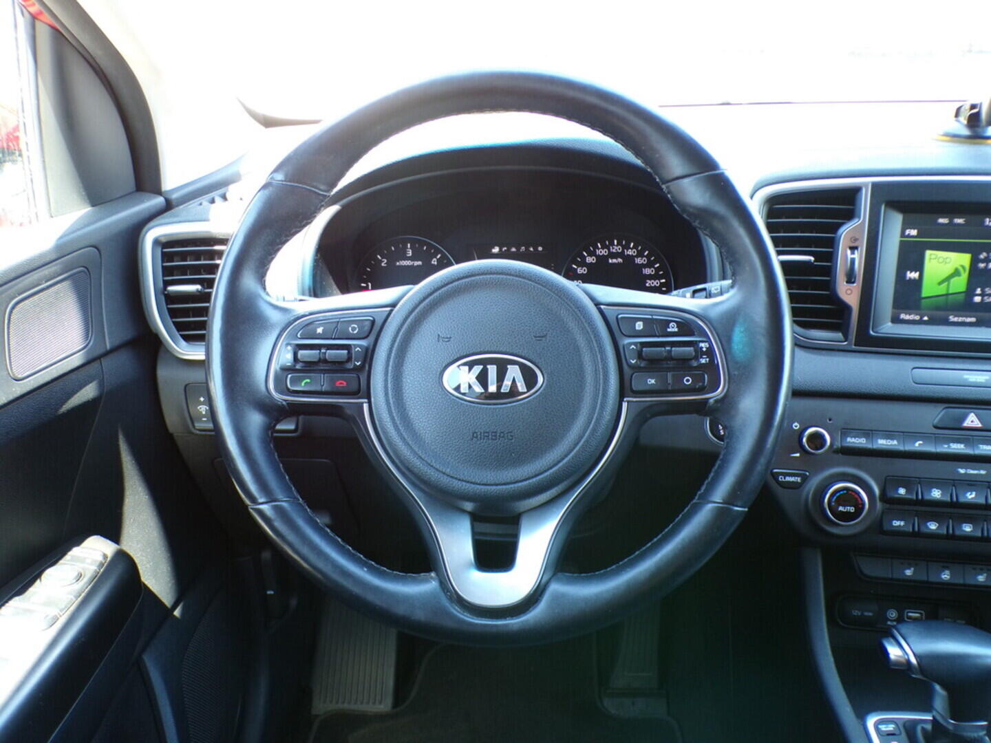 OZ190V01333_23.webp_SPORTAGE  2.0  136 kW automat