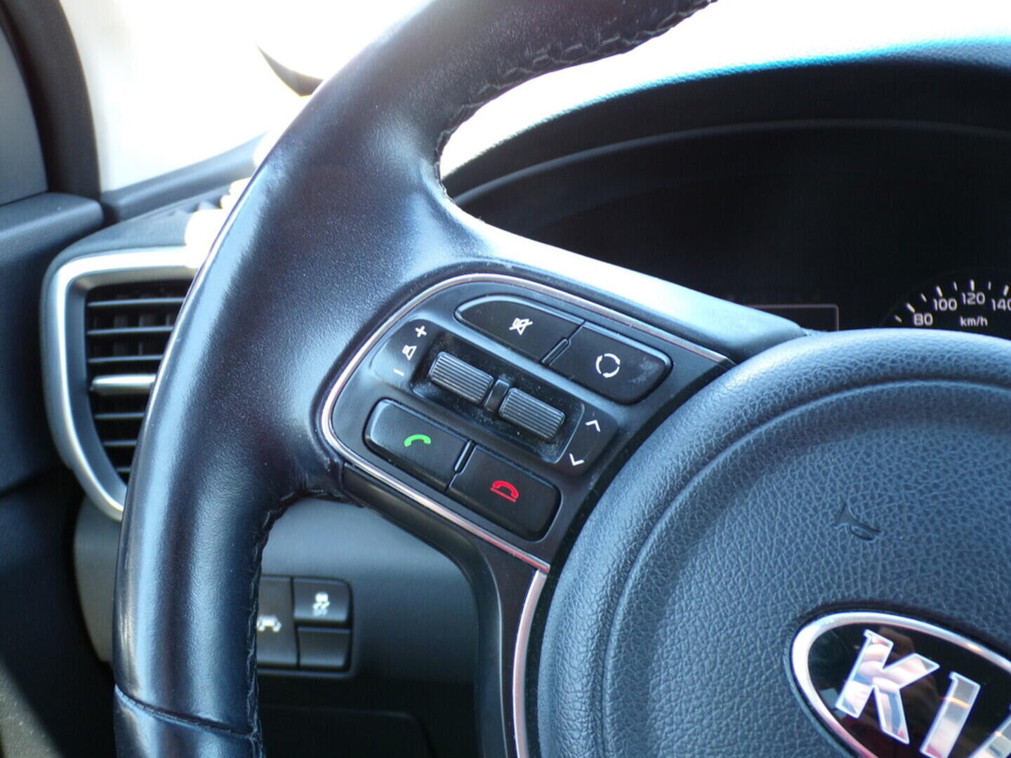 OZ190V01333_26.webp_SPORTAGE  2.0  136 kW automat