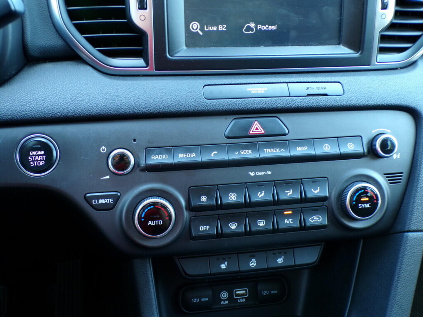 OZ190V01333_33.webp_SPORTAGE  2.0  136 kW automat