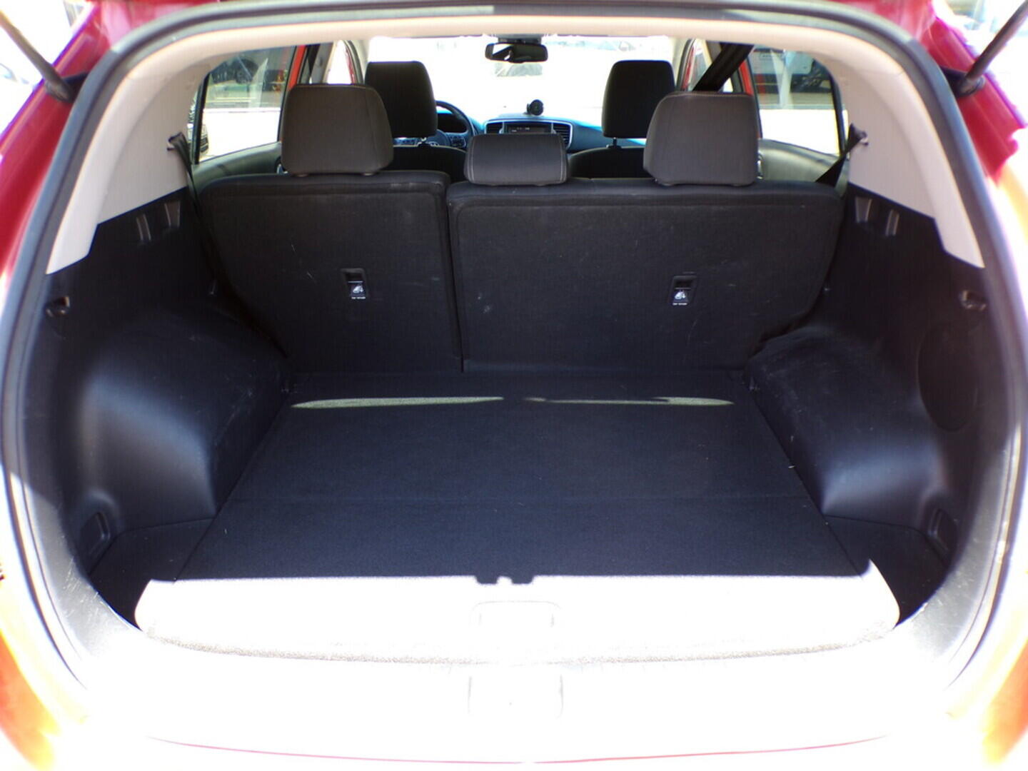 OZ190V01333_40.webp_SPORTAGE  2.0  136 kW automat