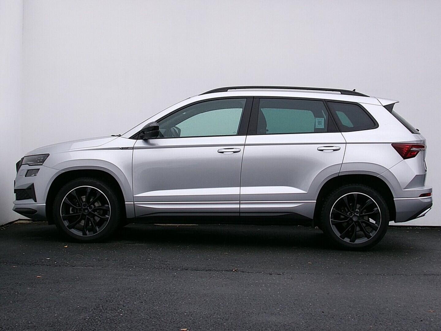 OZ190V01337_12.webp_KAROQ SportLine 2.0 TDI 110 kW manuál, DPH