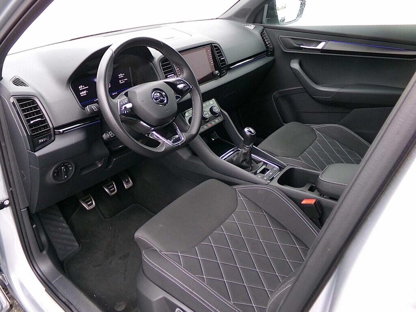 OZ190V01337_19.webp_KAROQ SportLine 2.0 TDI 110 kW manuál, DPH