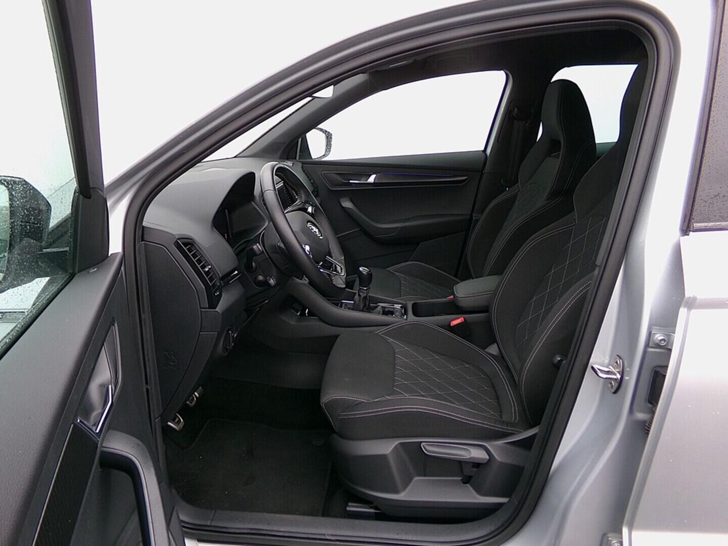 OZ190V01337_20.webp_KAROQ SportLine 2.0 TDI 110 kW manuál, DPH