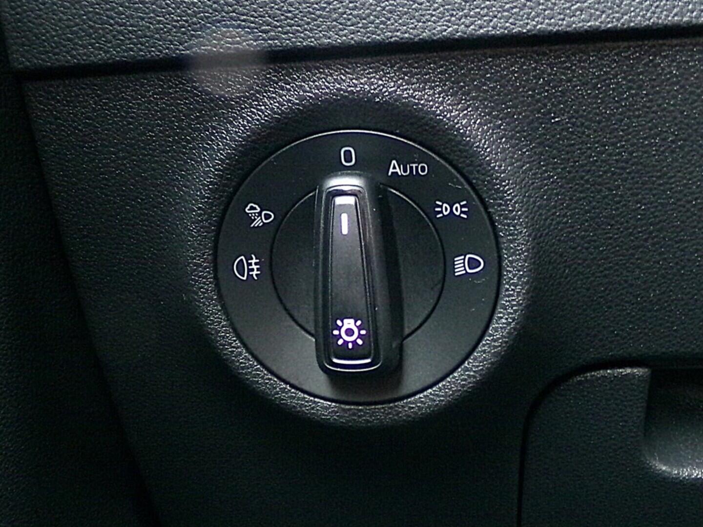 OZ190V01337_22.webp_KAROQ SportLine 2.0 TDI 110 kW manuál, DPH