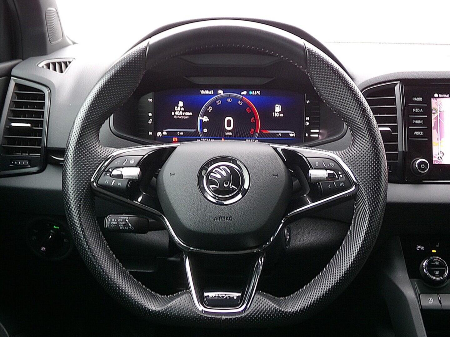 OZ190V01337_23.webp_KAROQ SportLine 2.0 TDI 110 kW manuál, DPH
