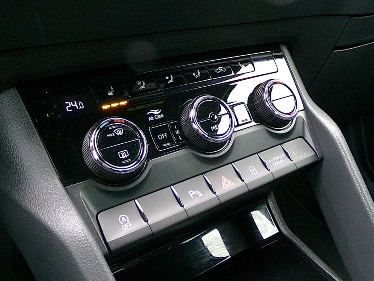 OZ190V01337_36.webp_KAROQ SportLine 2.0 TDI 110 kW manuál, DPH